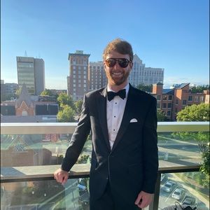 Meet your Posher, Stephen